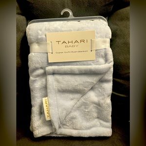 Tahari Baby Soft Plush Blanket